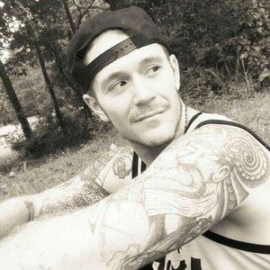 Meet your Posher, Bud